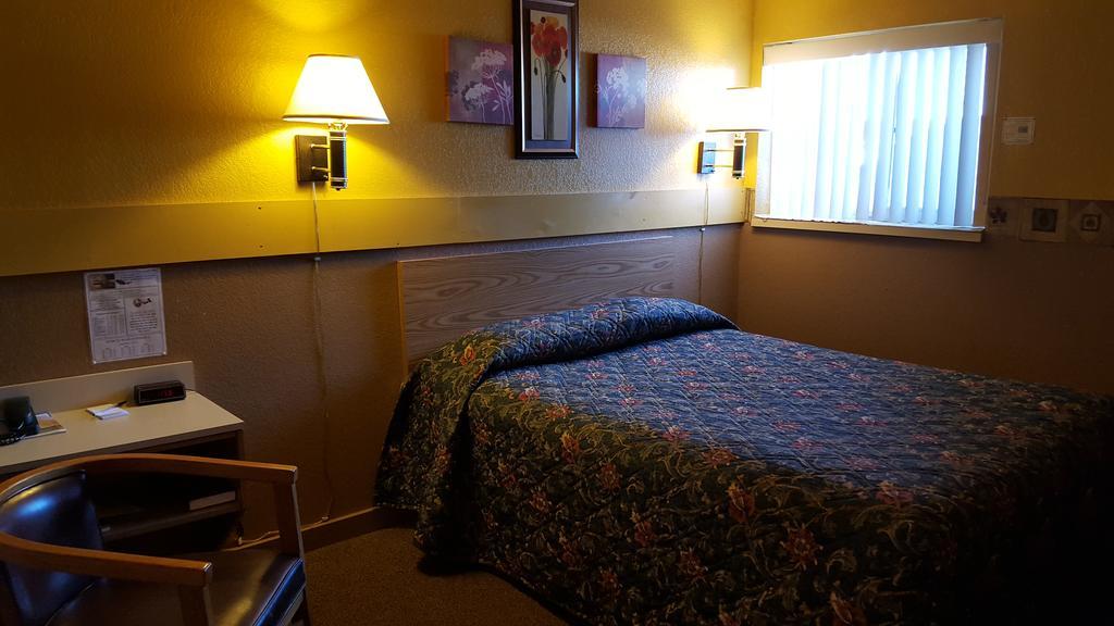 Earth Inn Motel - Jackson Eksteriør billede